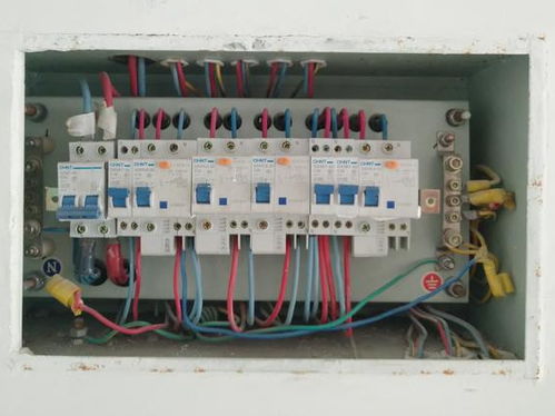 家用配電箱中漏電開關與空氣開關的選擇與比較